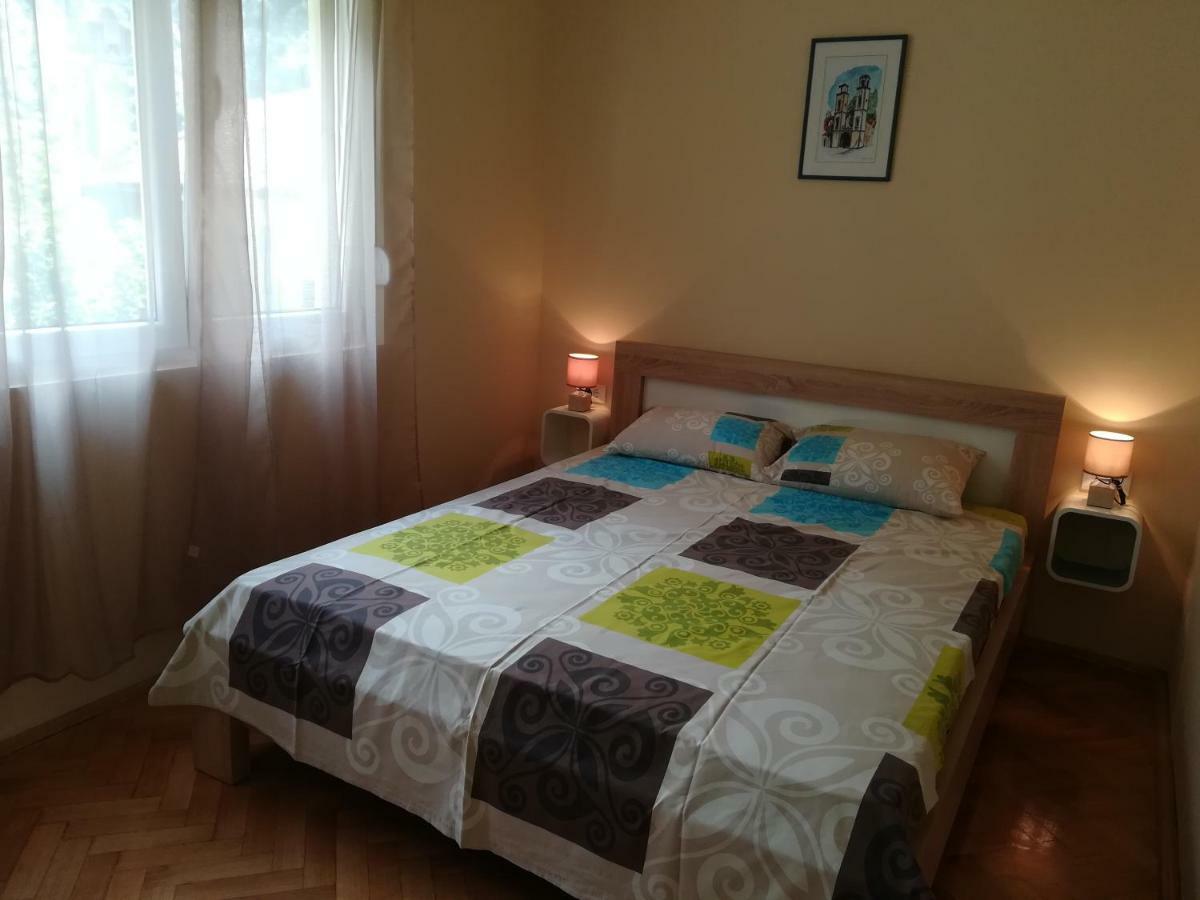 Apartment Nikolic Kotor Exterior photo