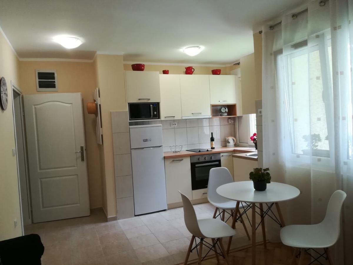 Apartment Nikolic Kotor Exterior photo