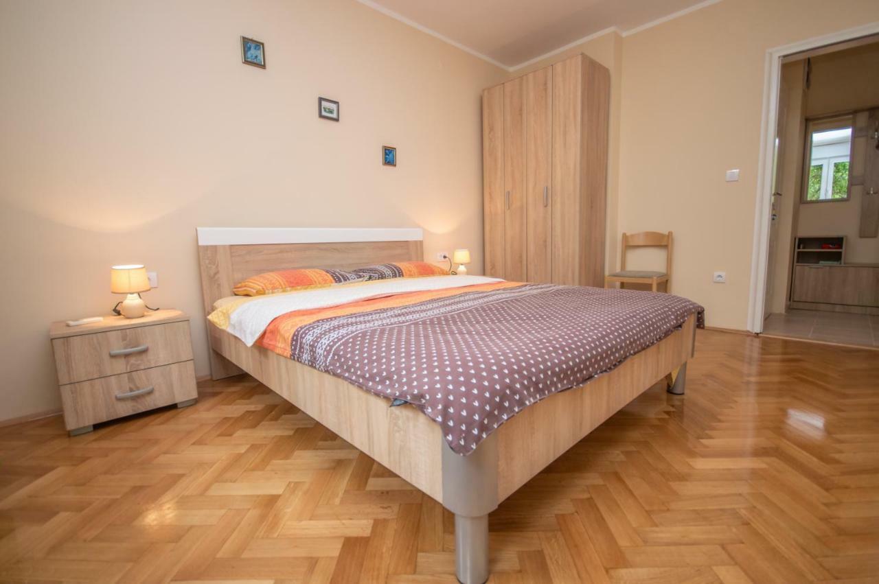 Apartment Nikolic Kotor Exterior photo